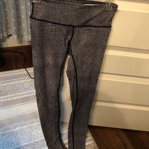 Lululemon Wunder Under